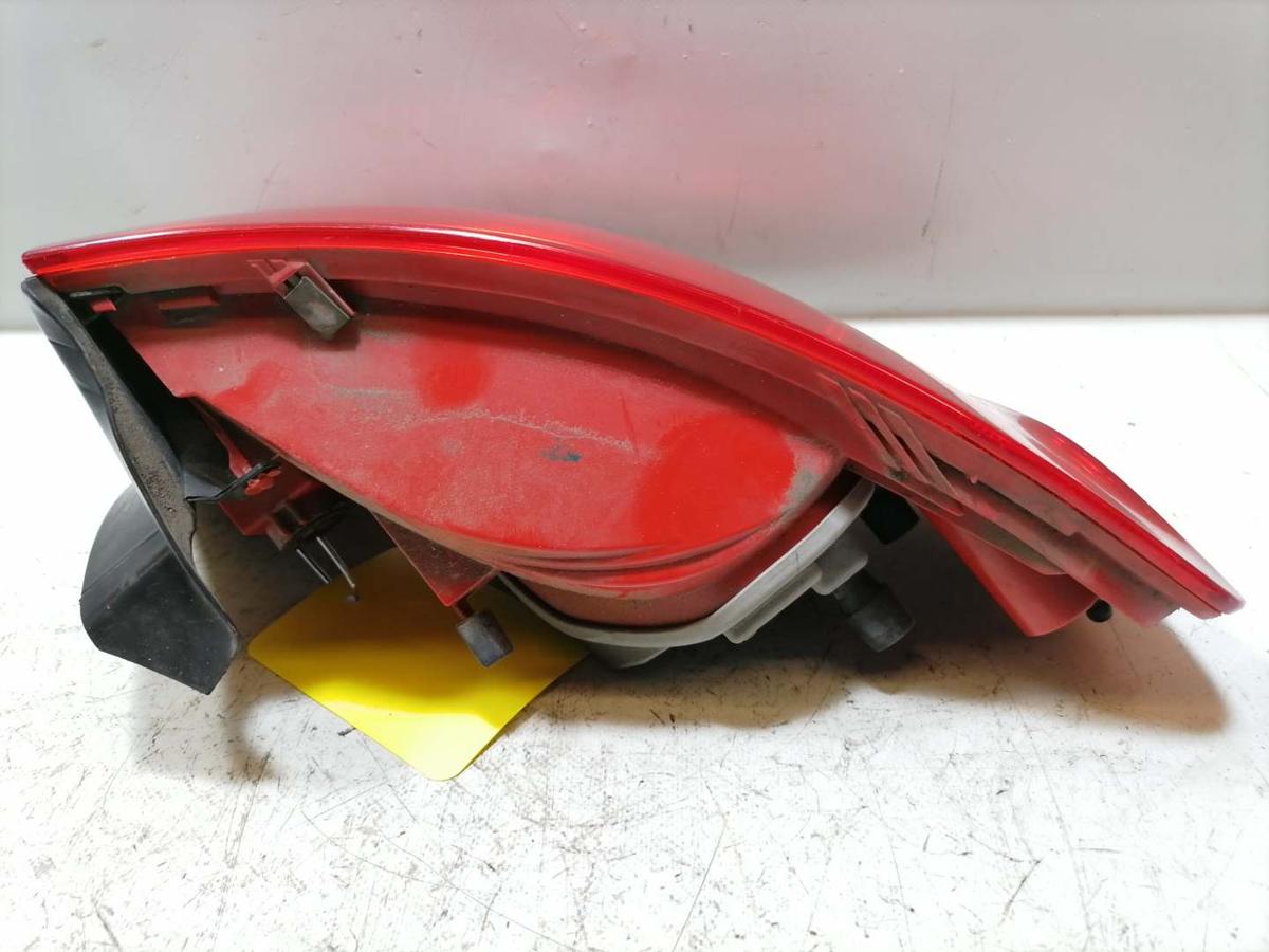 Audi A4 8K B8 original R&uuml;cklicht R&uuml;ckleuchte Schlussleuchte links au&szlig;en Kombi Bj.2009